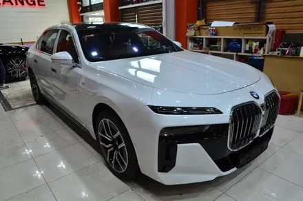 대전카스킨 + 오렌지카스킨 + 대전랩핑 + 세종랩핑 + 전체랩핑 + BMW + BMW 740i + 듀오톤 + AX Film + 플로렛실버(FLORETT SILVER) / 대전 유성구 원신흥동