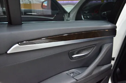 대전 카스킨+오렌지 카스킨+BMW 5시리즈 F10+실내랩핑+3M 1080-BR230 Brushed Titanim / 대전 유성구 원신흥동