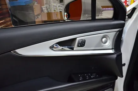 대전 카스킨+오렌지 카스킨+노틸러스+실내랩핑+3M 1080-S120 Satin White Aluminum+사틴 화이트 알루미늄 / 대전 유성구 원신흥동