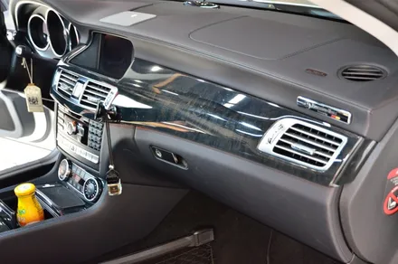 대전 카스킨+오렌지 카스킨+벤츠 CLS 350+실내랩핑+사틴 화이트 알루미늄+Satin White Aluminum / 대전 유성구 원신흥동