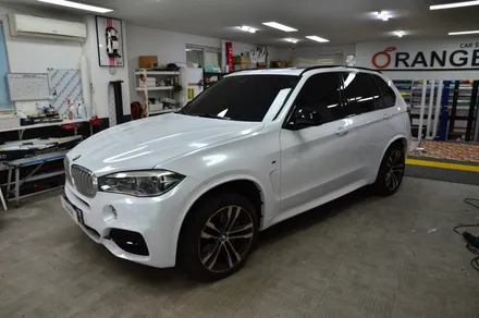 대전 카스킨 + 오렌지 카스킨 + BMW + X5 + 전체랩핑 + 스틱스  + Super Gloss Original Paint Pearl White / 대전 유성구 원신흥동