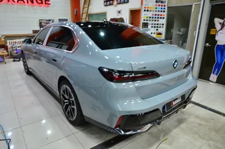 대전카스킨 + 오렌지카스킨 + 대전랩핑 + 세종랩핑 + 전체랩핑 + BMW + BMW 740i + 듀오톤 + styx - Pianm Black + 고광택 + 부분PPF / 대전 유성구 원신흥동