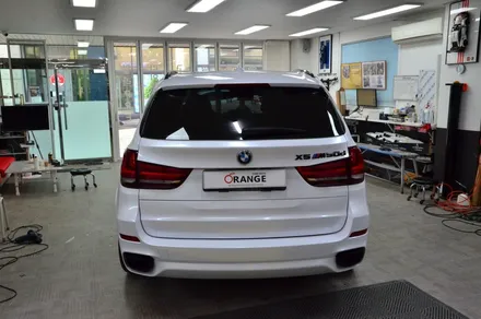 대전 카스킨 + 오렌지 카스킨 + BMW + X5 + 전체랩핑 + 스틱스  + Super Gloss Original Paint Pearl White / 대전 유성구 원신흥동