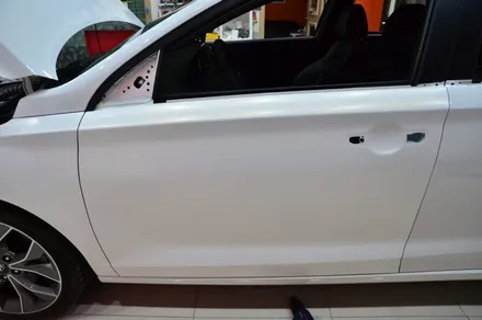 대전 카스킨+오렌지 카스킨+현대 i30+전체랩핑+Satin White Aluminum+새틴 화이트 알루미늄 / 대전 유성구 원신흥동