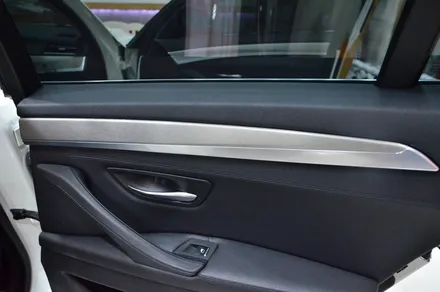 대전 카스킨+오렌지 카스킨+BMW 5시리즈 F10+실내랩핑+3M 1080-BR230 Brushed Titanim / 대전 유성구 원신흥동