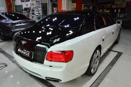 대전 카스킨 + 오렌지 카스킨 + 부분랩핑 + 듀오톤 + 벤틀리 플라잉스퍼 + 3M 2080 G12 Gloss Black / 대전 유성구 원신흥동
