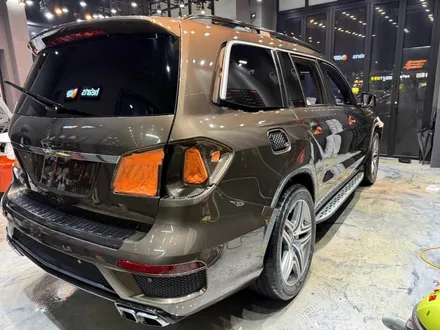 동탄 석회수 전체랩핑 / 벤츠 GL63 AMG 석회수 및 낙수 전체랩핑 제거 후 전체랩핑 재시공 / 동탄 산척동