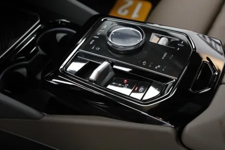 인천 BMW 523d M스포츠 빠른 출고 헬로오토 에서 도와드렸어요