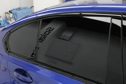 부천 썬팅 전문점 BMW 330e 솔라가드 LX 시공으로 여름 준비!