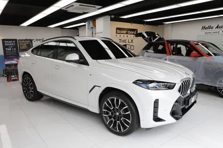 인천 BMW 뉴 X6 기분 좋은 출고 헬로오토 에서 해요.