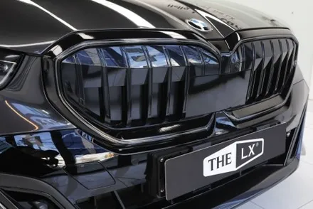BMW 5시리즈 아이코닉글로우 랩핑(520i 530i 그릴랩핑)