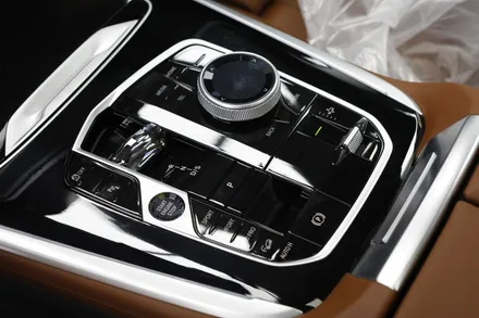 구로 신차패키지 BMW X7 솔라가드 제니스IR 썬팅
