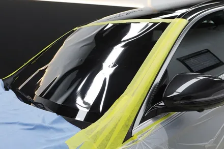 벤츠 E클래스 페이스리프트 E350 AMG line 솔라가드 프리미엄 퀀텀 시공했어요.