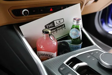 부천 썬팅 전문점 BMW 330e 솔라가드 LX 시공으로 여름 준비!