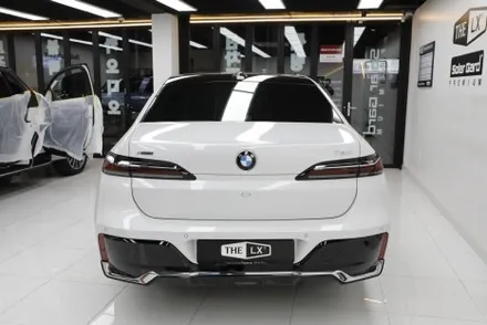 BMW 프로모션 많이 받고 출고한 740i 썬팅(카슈타인)