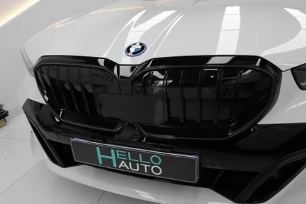 BMW 5시리즈 아이코닉글로우 그릴 랩핑(헬로오토)