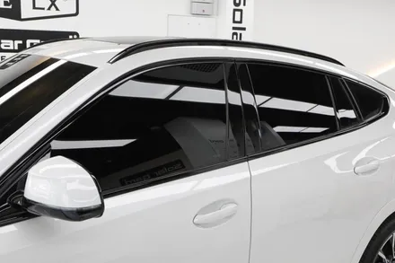 BMW X6 40i 빠른 출고로 기분 좋은 카라이프 즐기세요