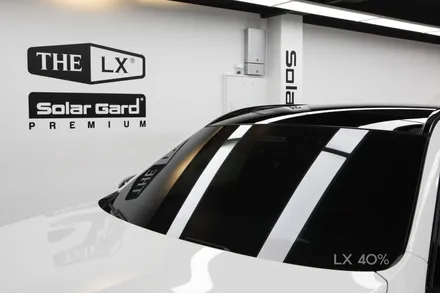 BMW X3 M50 출고 서비스(솔라가드 LX 썬팅)