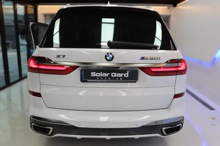 X7썬팅 BMW G07 M50i 솔라가드프리미엄 퀀텀 시공 신월점 에서 완벽하게
