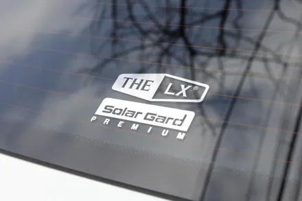 BMW i4 전기차 솔라가드 프리미엄 LX 썬팅 - 더엘엑스 부평직영점