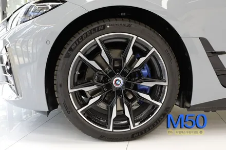 bmw i4 m50 vs e40 차이점(더엘엑스 부평직영점)