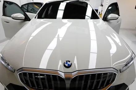 BMW G60 5시리즈 PPF 시공 도장 보호(헬로오토)