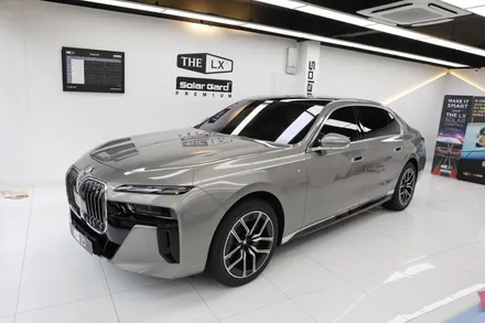 솔라가드 LX 입은 BMW 기함 740i 모습 살펴보기