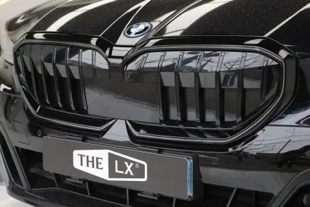 부천 i5 아이코닉글로우랩핑(BMW 라디에이터 그릴 랩핑)은 카슈타인 헬로오토 에서 해야 해요.