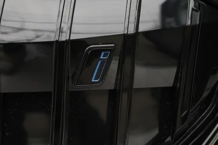 부천 i5 아이코닉글로우랩핑(BMW 라디에이터 그릴 랩핑)은 카슈타인 헬로오토 에서 해야 해요.