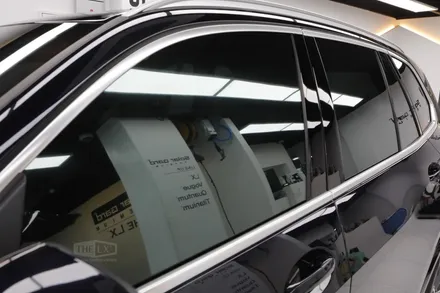 더엘엑스 <퀀텀> 입은 BMW X5