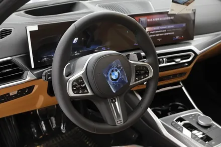 부천 썬팅 전문점 BMW 330e 솔라가드 LX 시공으로 여름 준비!
