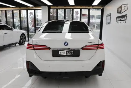 bmw i5 신차 출고 솔라가드 제니스ir 썬팅 전파간섭 걱정 없음(카슈타인)