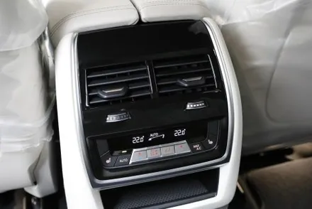 실내 PPF BMW G07 X7 생활보호PPF 시공으로 스크래치 방지
