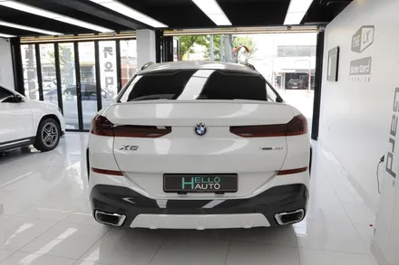 BMW X6 40i 빠른 출고로 기분 좋은 카라이프 즐기세요