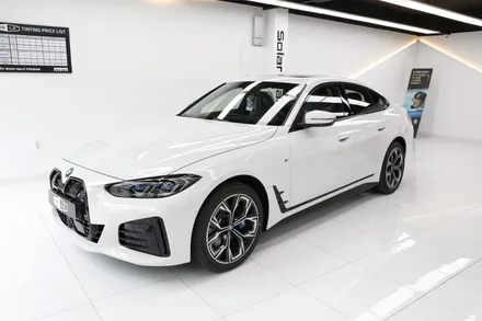 BMW 부천전시장 i4 썬팅 솔라가드 퀀텀
