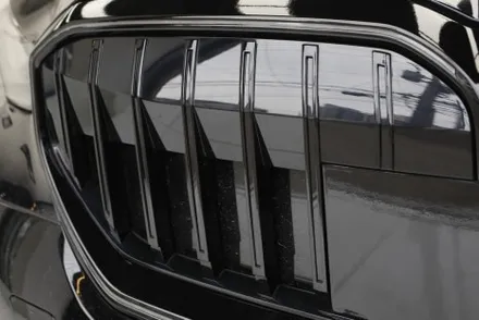 부천 i5 아이코닉글로우랩핑(BMW 라디에이터 그릴 랩핑)은 카슈타인 헬로오토 에서 해야 해요.