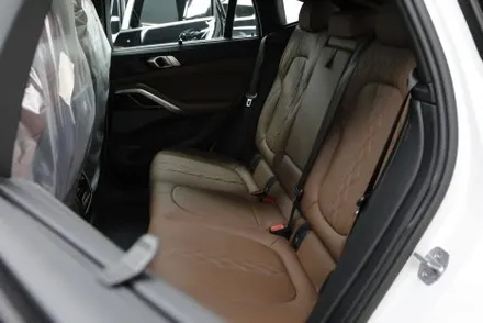 인천 BMW 뉴 X6 기분 좋은 출고 헬로오토 에서 해요.