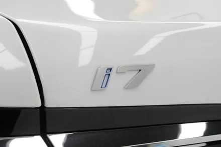 인천 계양 BMW i7 솔라가드 LX 썬팅 해드리고 출고했어요.(카슈타인)