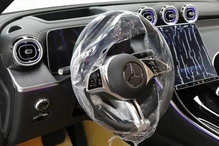 2024 벤츠 GLC220d 썬팅 솔라가드 LX 할인 알아보아요(카슈타인)
