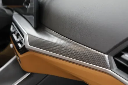 부천 썬팅 전문점 BMW 330e 솔라가드 LX 시공으로 여름 준비!