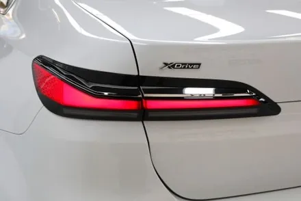 BMW 프로모션 많이 받고 출고한 740i 썬팅(카슈타인)