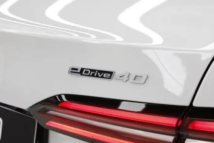 bmw i5 신차 출고 솔라가드 제니스ir 썬팅 전파간섭 걱정 없음(카슈타인)