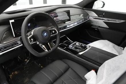인천 계양 BMW i7 솔라가드 LX 썬팅 해드리고 출고했어요.(카슈타인)