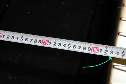카니발 9인승 캠핑 차박은 3열 탈부착 레일 작업이 필수인 거 아시죠? 구조변경 대행까지 완벽하게 했어요.
