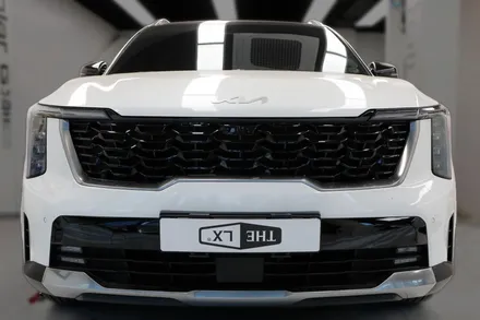 인천 MQ4 쏘렌토 육각형 프리미엄 라디에이터 그릴망 설치, 제네시스 GV80 크락션 교체, 모이스처 업소번트 안개등 제습제 교체