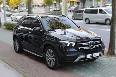 벤츠 인천전시장 출고 GLE 300d 자동차 썬팅 더엘엑스 추천 했어요