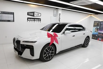BMW 프로모션 많이 받고 출고한 740i 썬팅(카슈타인)