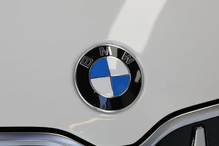 BMW 마포전시장 뉴 X1 윈도 틴팅 할때 여기어때