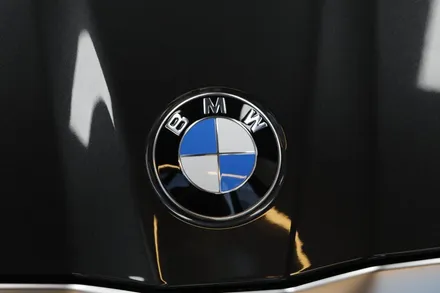 인천 BMW G60 5시리즈 키드니 그릴 랩핑