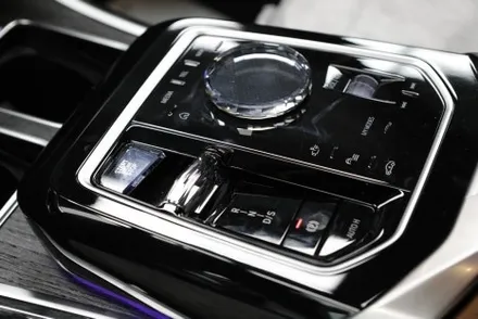 BMW 프로모션 많이 받고 출고한 740i 썬팅(카슈타인)
